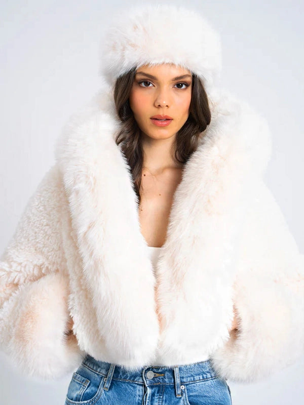 White Miss Circle Kali ivory faux fur coat