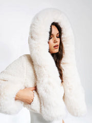 Soft Miss Circle Kali white oversized hood fur jacket