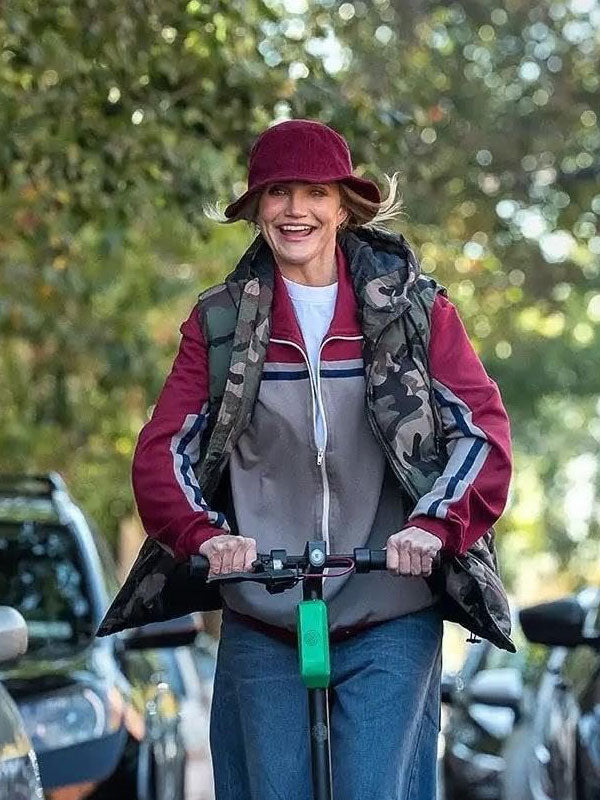 Cameron Diaz Bad Day vest scooter scene camo jacket
