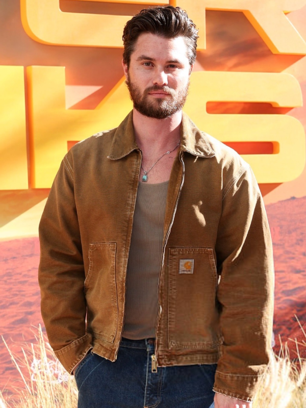 Chase Stokes OBX5 premiere brown canvas jacket close up front
