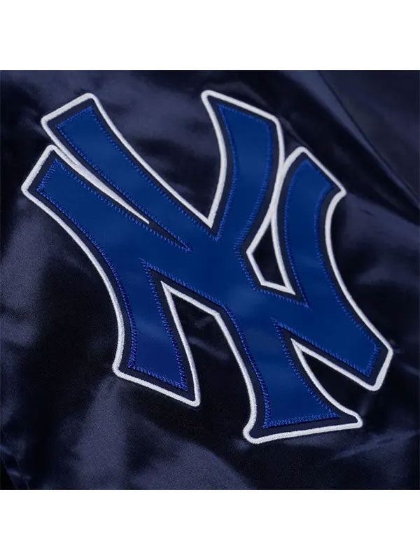 NY Yankees logo patch close up satin bomber jacket detail